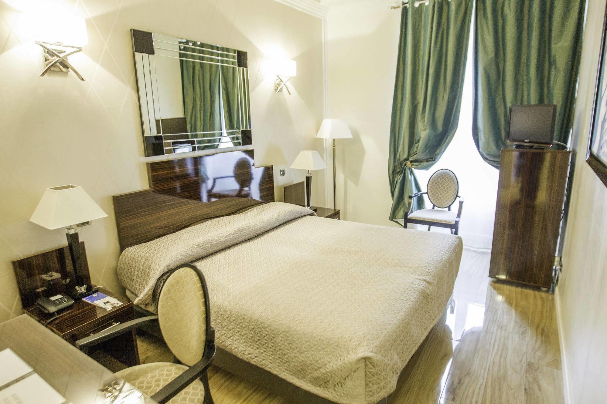 Hotel Le Meurice Nice Bagian luar foto